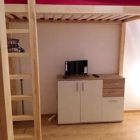 Living In The Box-2